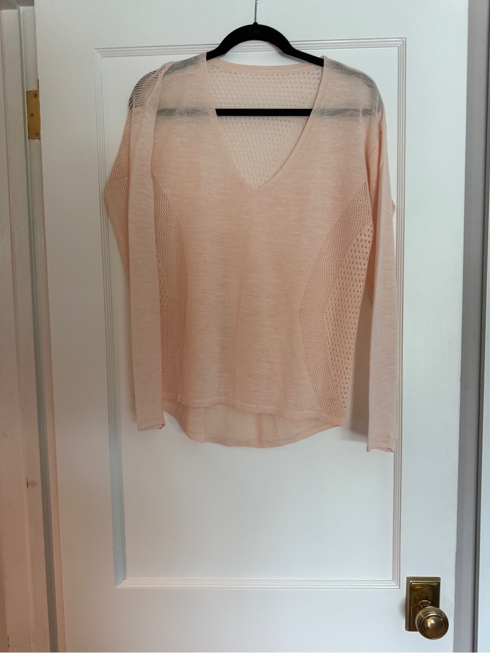 lululemon athletica Pale Pink V-Neck Lightweight Sweater